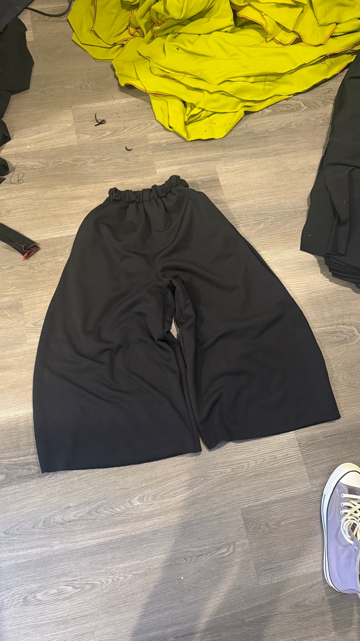 TOBI SHORT
