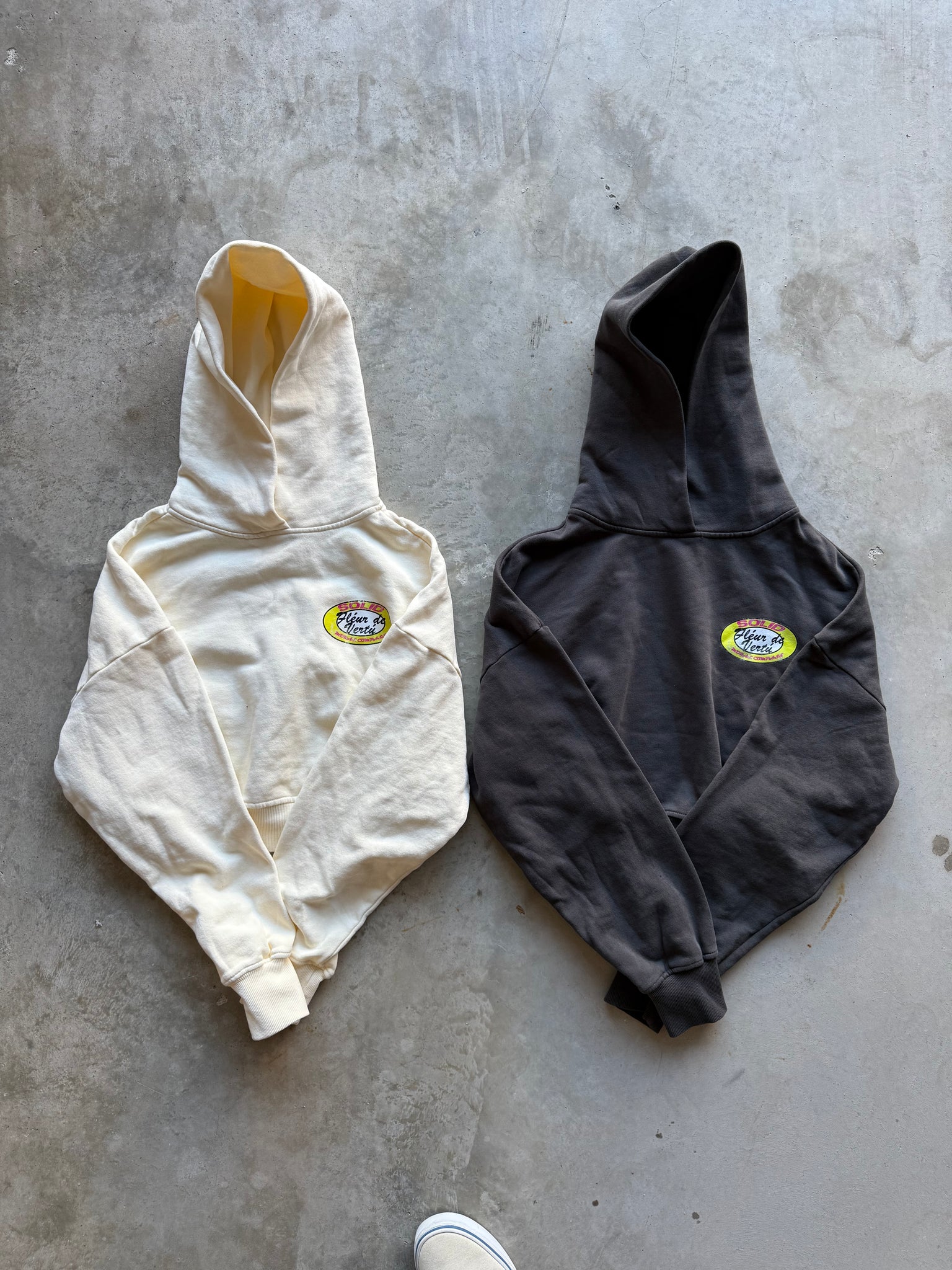 FLÉUR CROP HOODIE SAMPLE